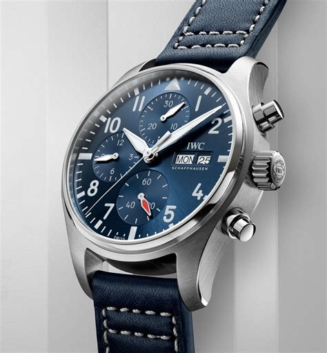 iwc schaffhausen pilot's watch.